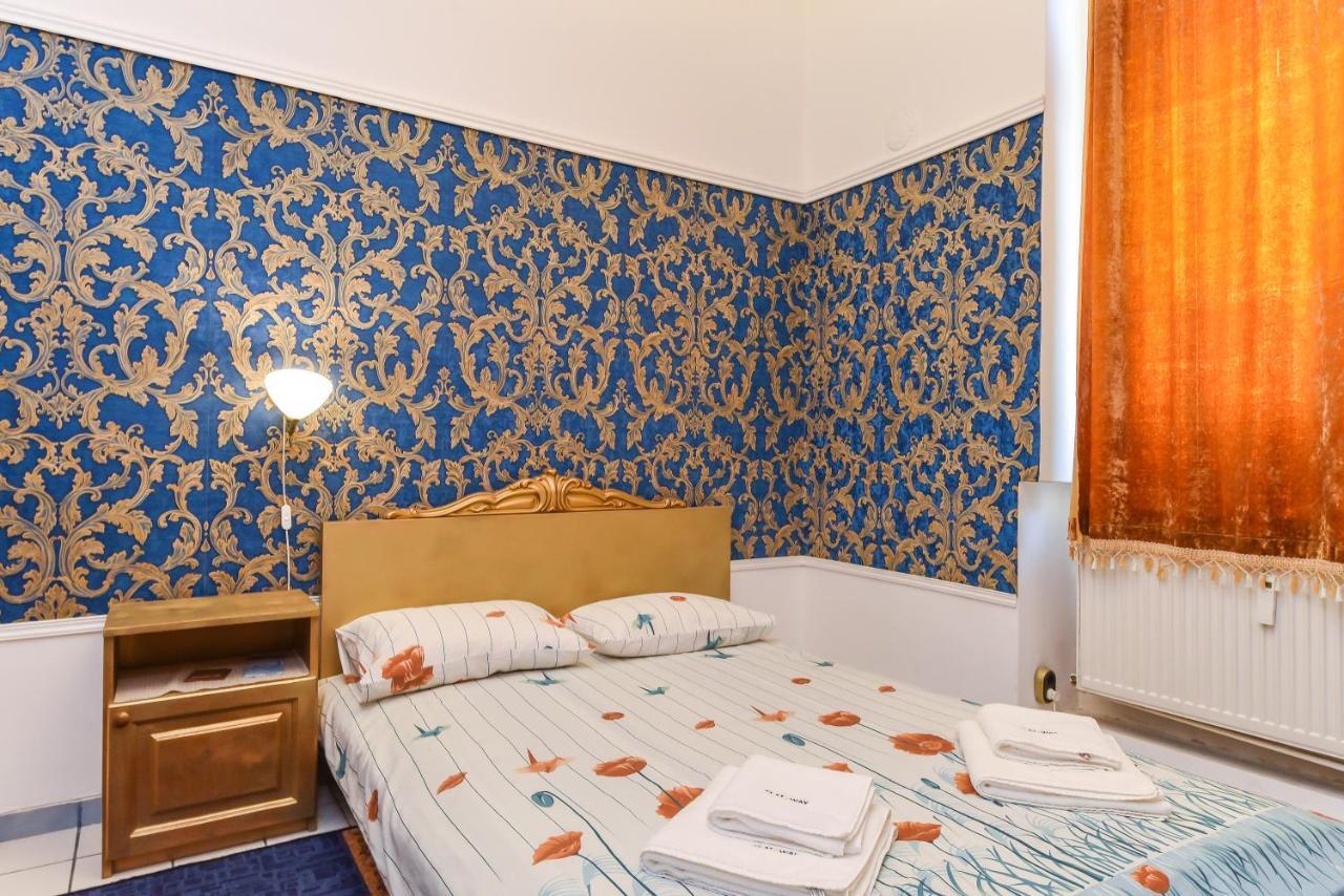 Historical Lion'S Bridge 1-Bedroom Apartment By Flat Mаnager Sofia Esterno foto