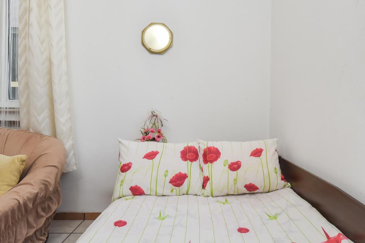 Historical Lion'S Bridge 1-Bedroom Apartment By Flat Mаnager Sofia Esterno foto